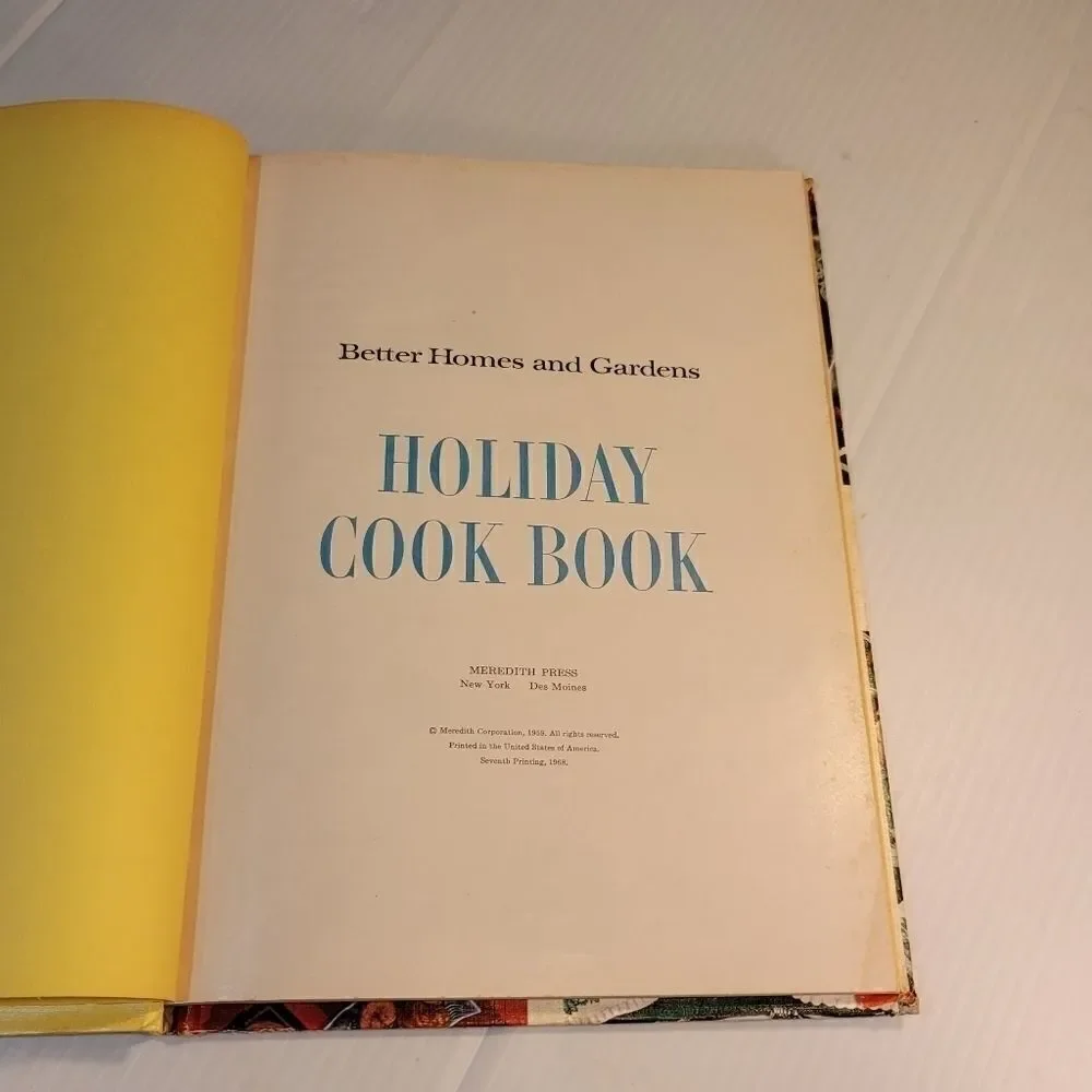 Better Homes Gardens Holiday Cook Book Vintage
